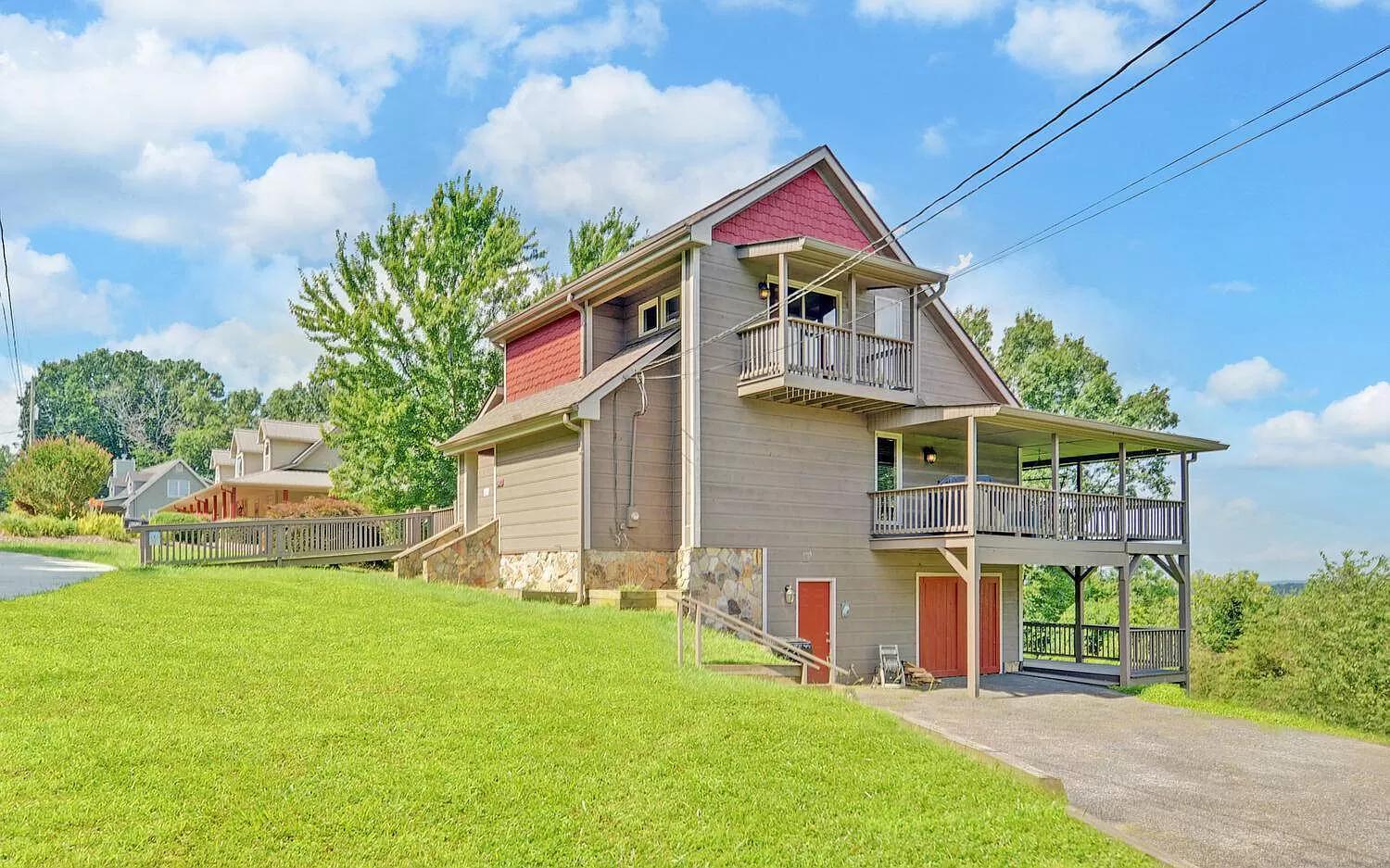 Birds Eye Cabin - Sunset & Starry Retreat Pet Friendly W Private Hottub, Fire Pit And Game Room Ellijay Exterior photo